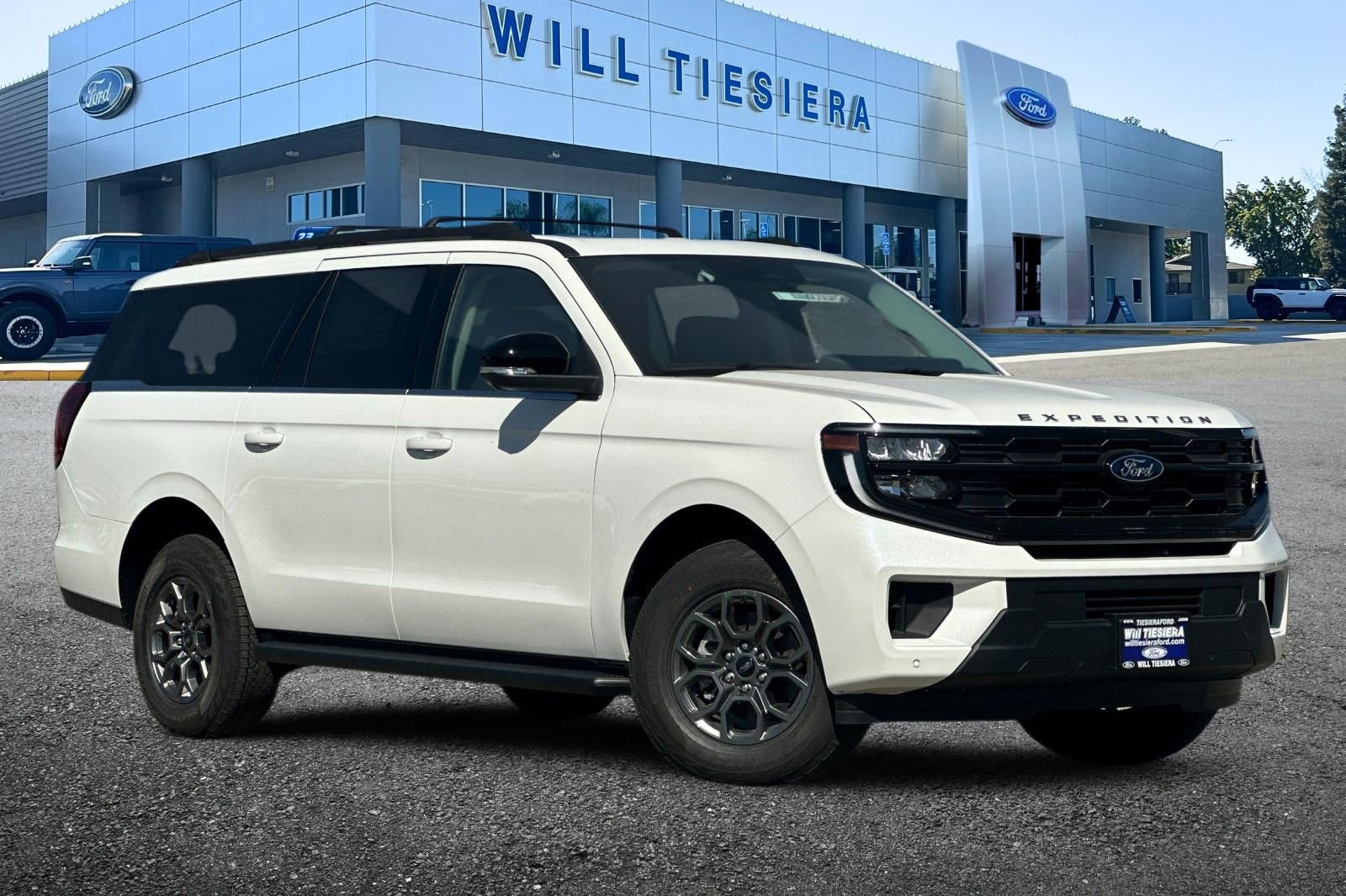 New 2026 Ford Expedition Max Active image 2