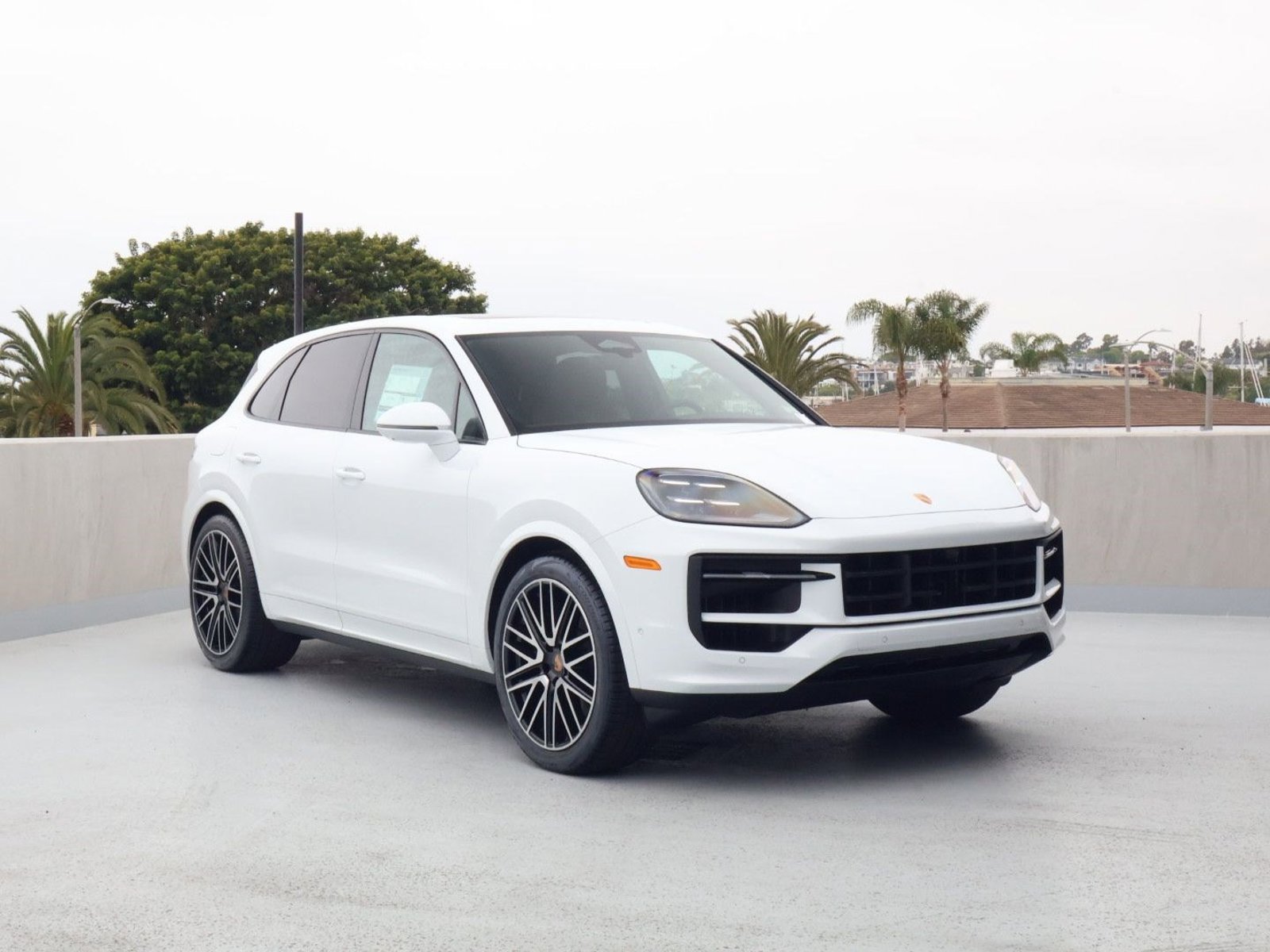 New 2026 Porsche Cayenne AWD/4WD image 7