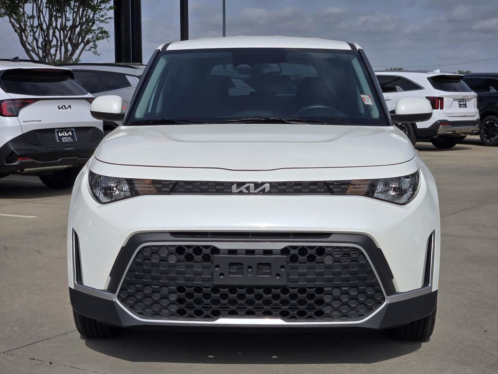 Certified 2025 Kia Soul S FWD image 11