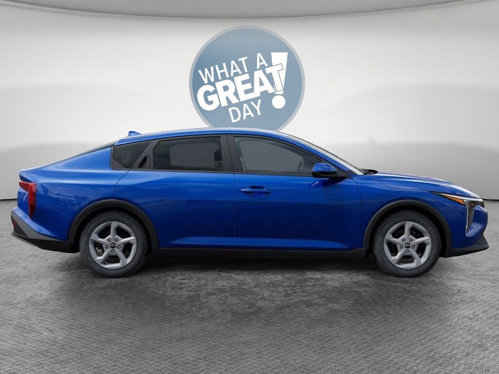 New 2025 Kia K4 LXS image 7