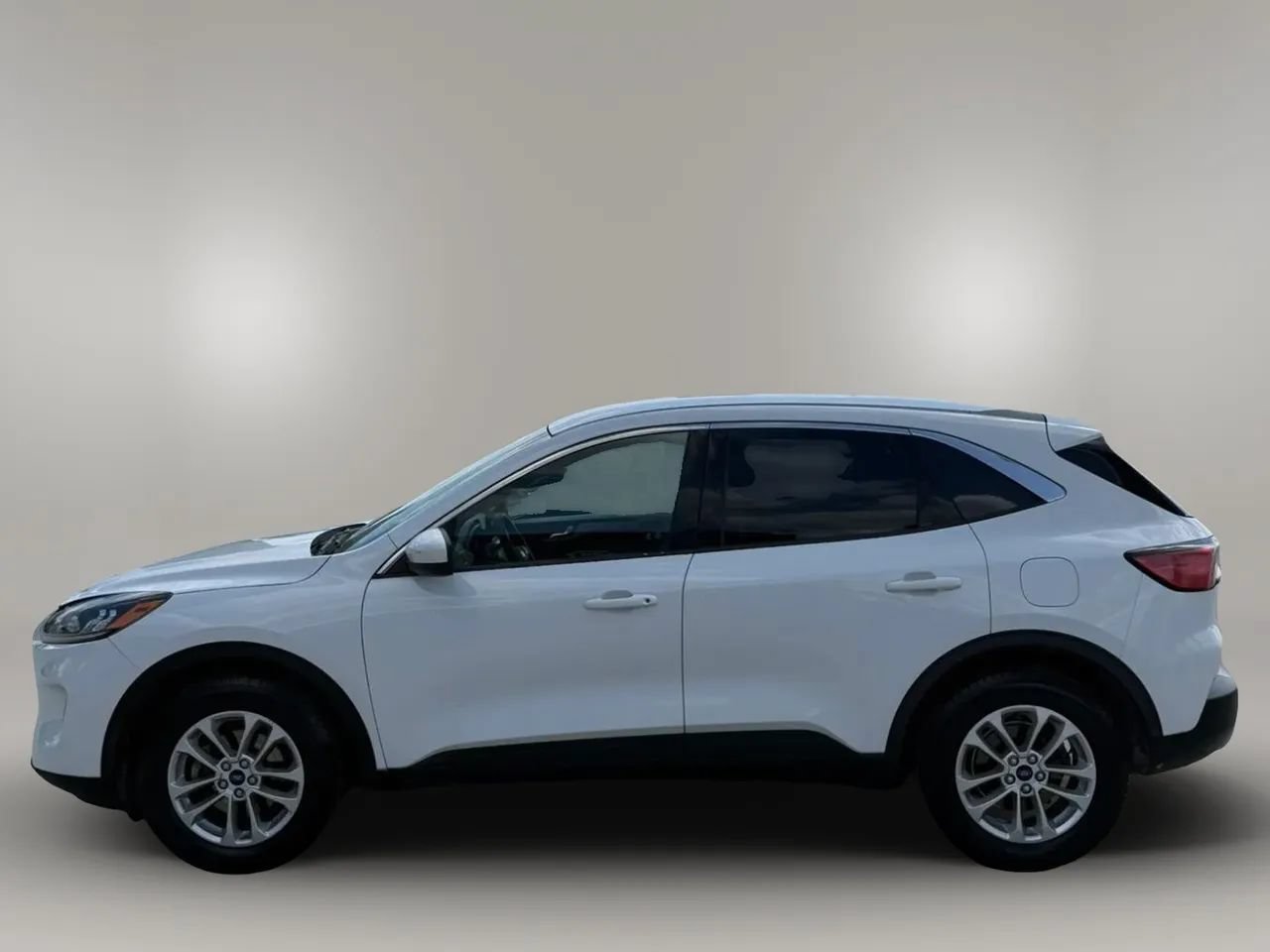 Used 2020 Ford Escape SE AWD/4WD image 4