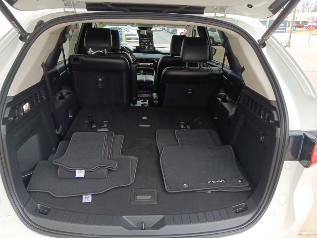 Certified 2024 MAZDA CX-90 3.3 Turbo w/ Preferred Plus image 9