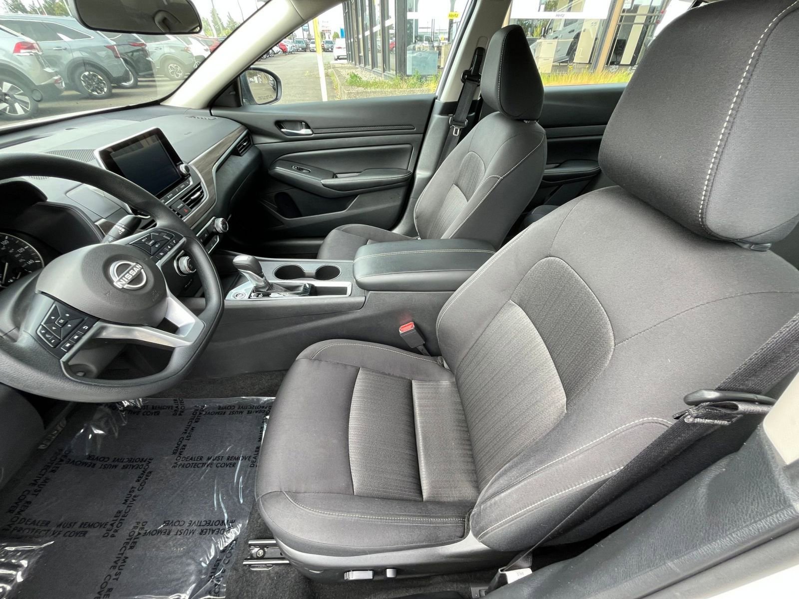 Used 2025 Nissan Altima 2.5 SV FWD image 28