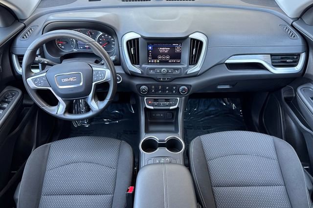 Used 2024 GMC Terrain SLE AWD/4WD image 15