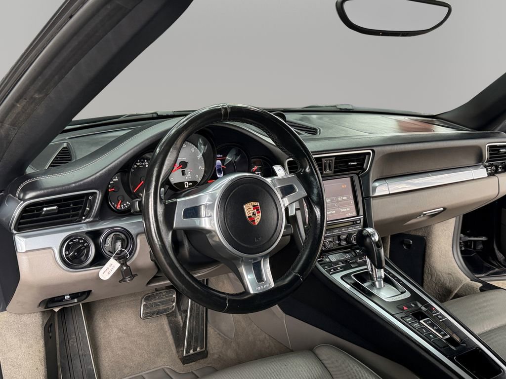 Used 2013 Porsche 911 Carrera S image 15