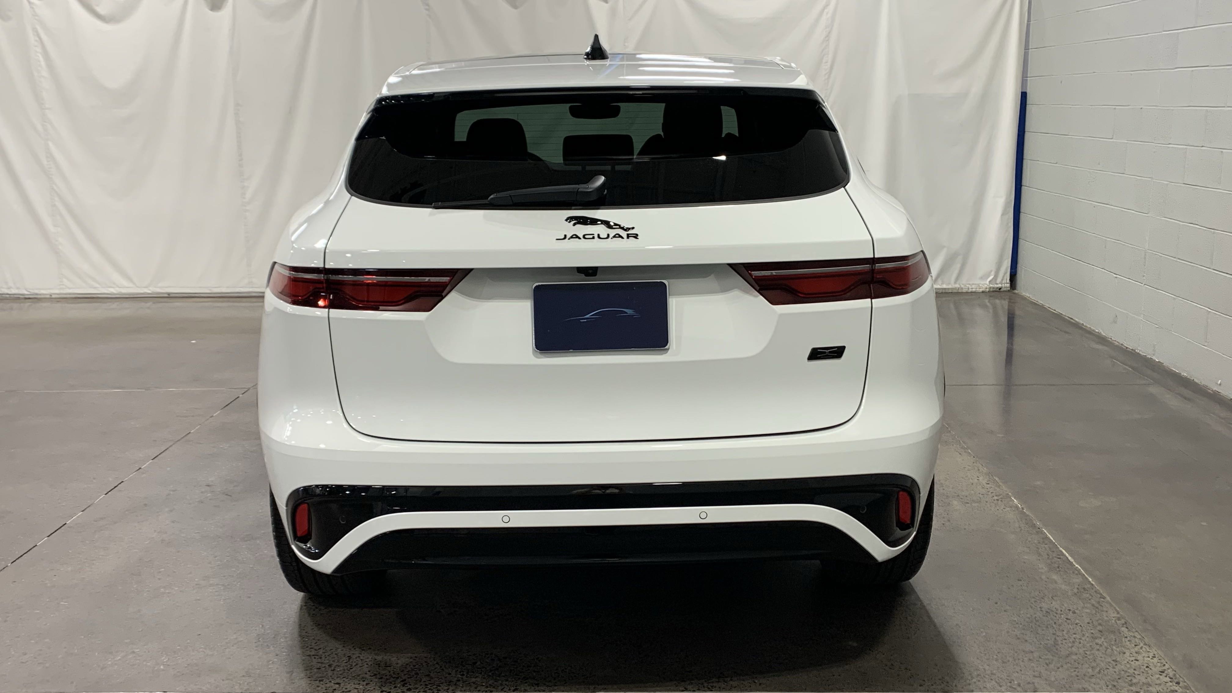 New 2026 Jaguar F-PACE R-Dynamic S image 8