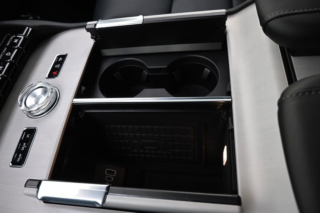 New 2026 Lincoln Navigator L Reserve image 29