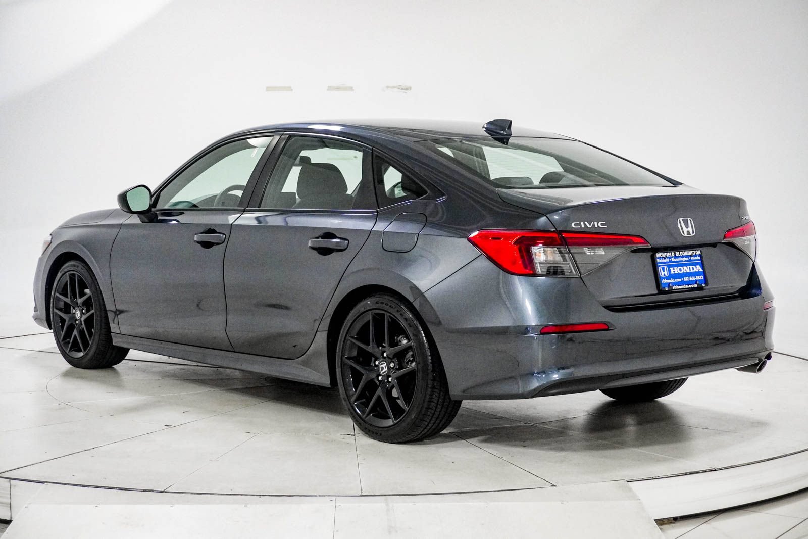 Used 2024 Honda Civic Sport image 6
