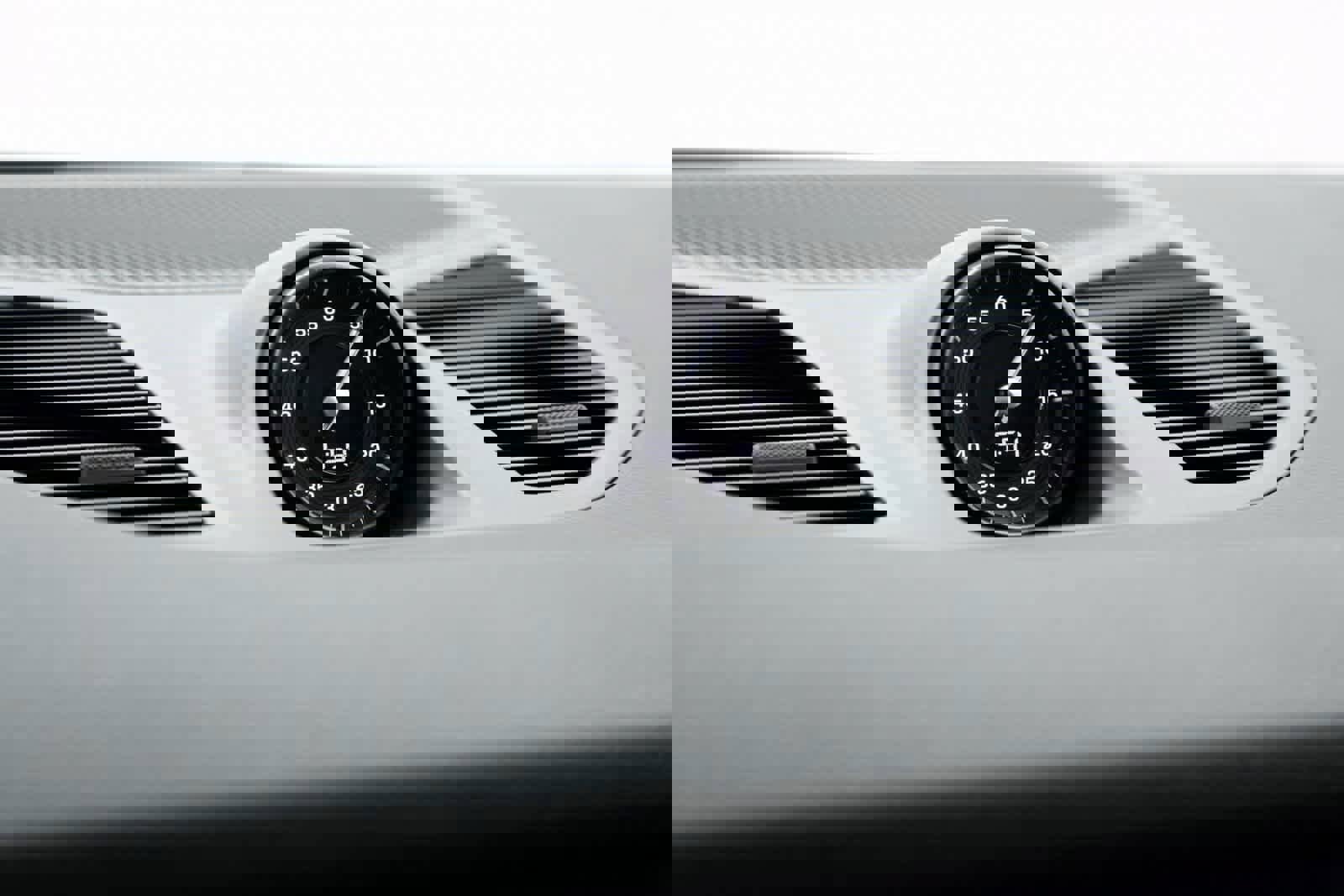 Certified 2025 Porsche Cayenne Coupe image 23