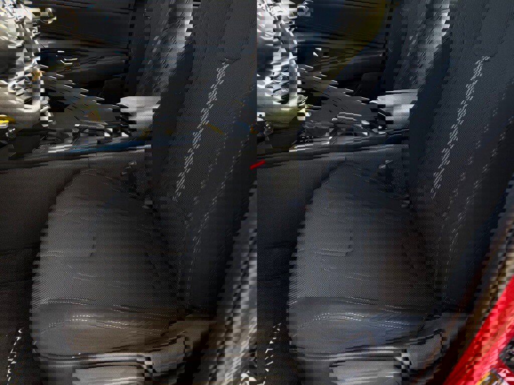 Certified 2023 Hyundai Elantra SE image 13