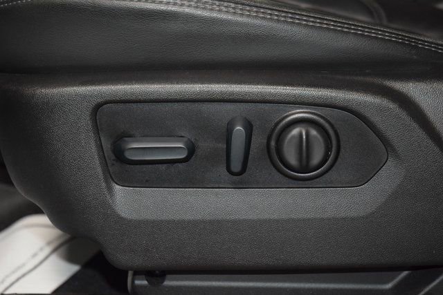 Used 2022 Chevrolet Silverado 3500 High Country AWD/4WD image 42