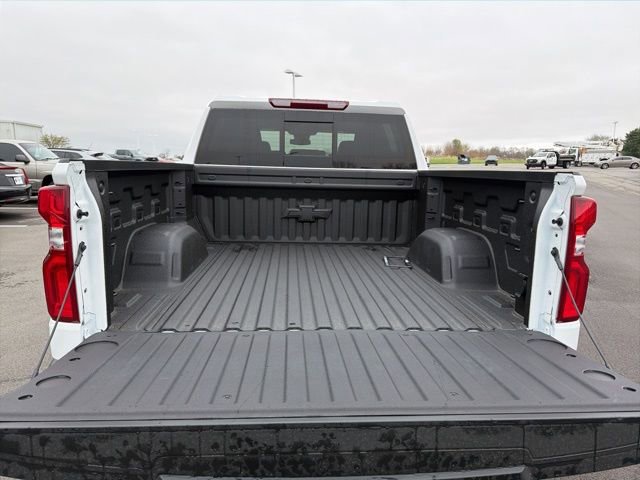 New 2026 Chevrolet Silverado 1500 RST w/ Z71 Off-Road Package AWD/4WD image 9