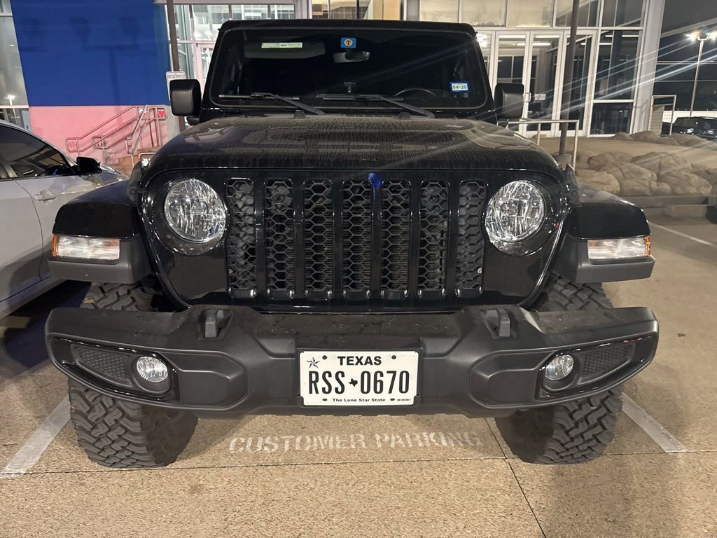 Used 2022 Jeep Gladiator Sport image 7