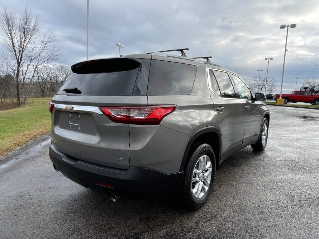 Used 2018 Chevrolet Traverse LT image 3