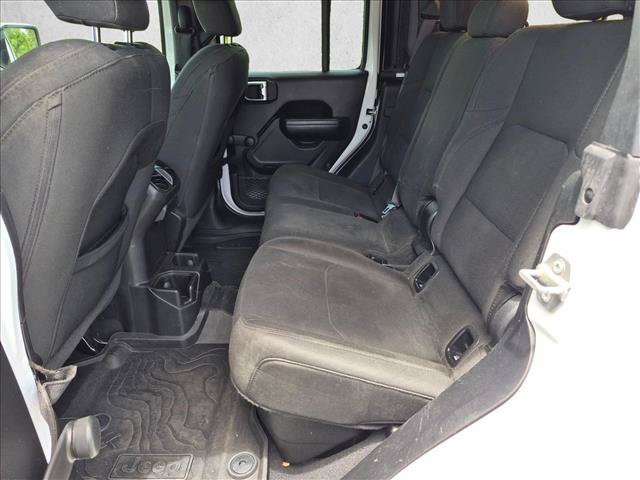 Used 2021 Jeep Gladiator Sport AWD/4WD image 17