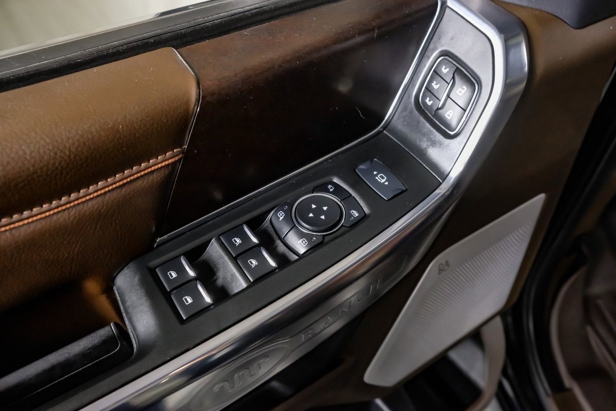 Used 2025 Ford F350 King Ranch image 35