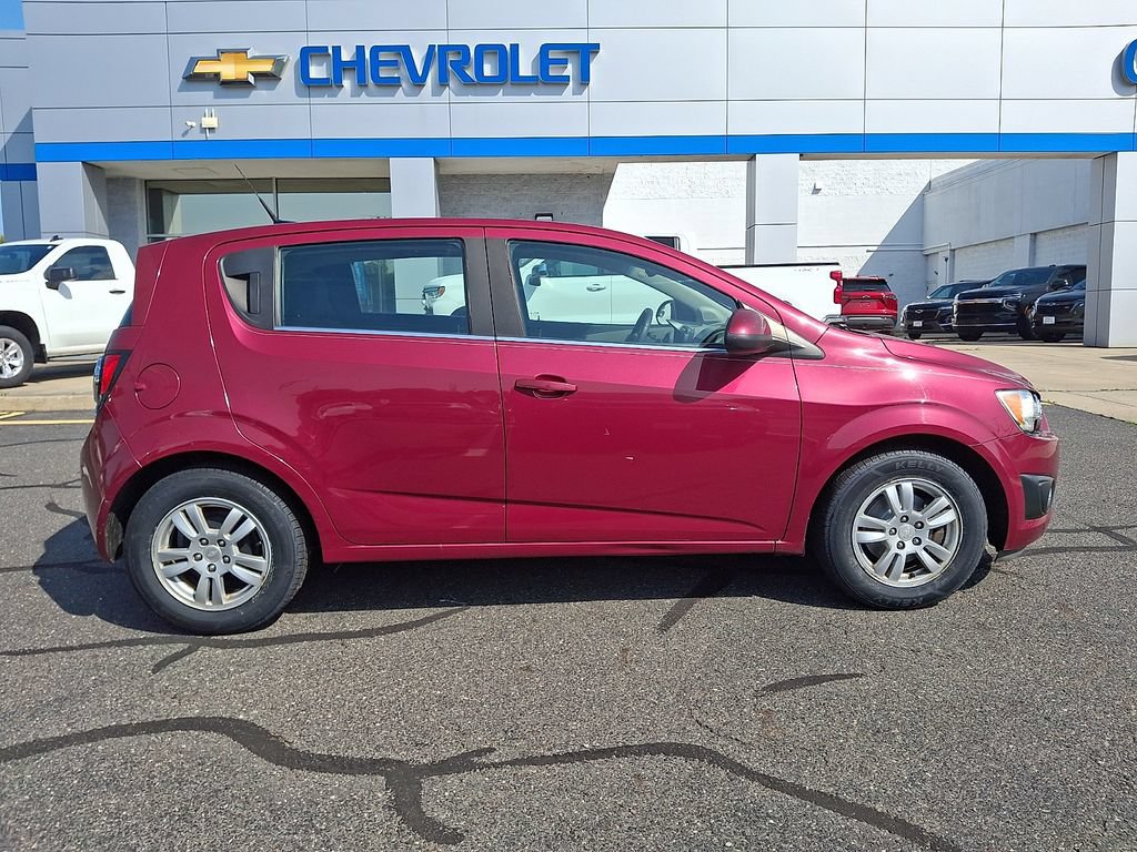 Used 2014 Chevrolet Sonic LT w/ LT Promotional Package FWD image 9