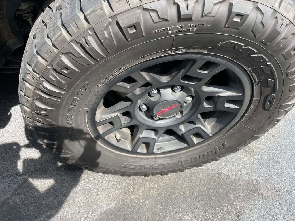 Used 2023 Toyota 4Runner SR5 image 31