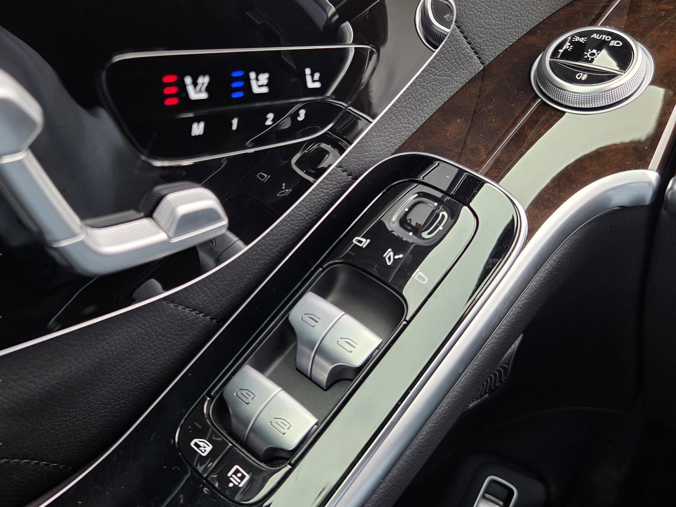 Used 2024 Mercedes-Benz S 580 4MATIC Sedan image 29