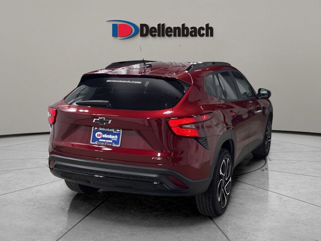 Used 2024 Chevrolet Trax RS w/ Driver Confidence Package image 5