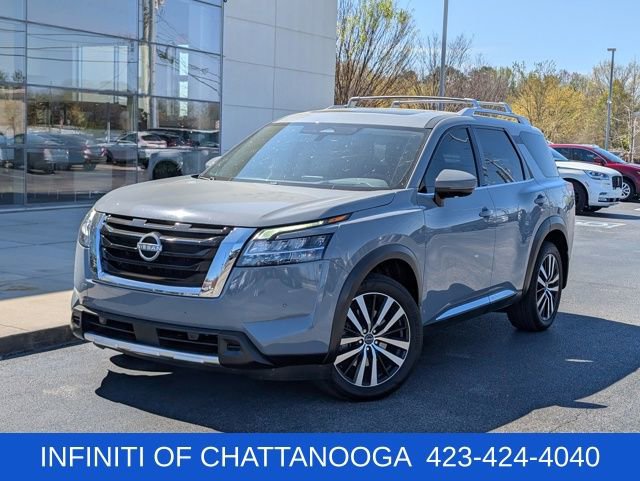 Used 2023 Nissan Pathfinder Platinum w/ Cargo Package image 1
