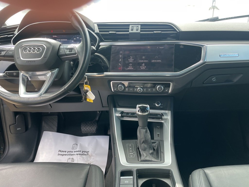 Used 2021 Audi Q3 2.0T Premium image 15