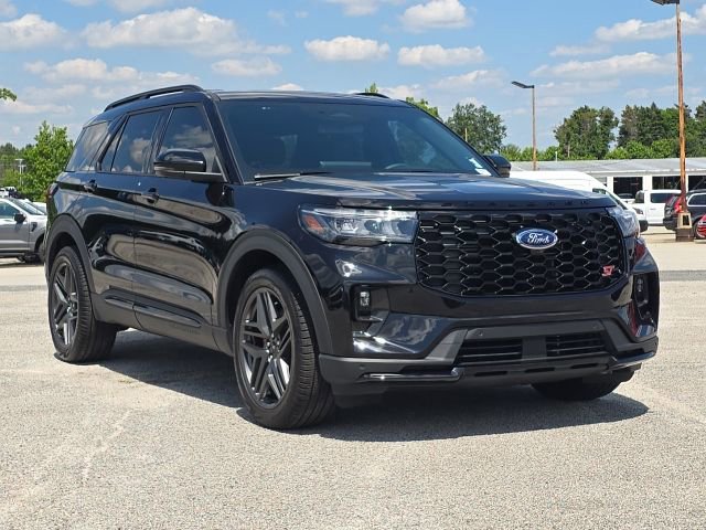 Used 2025 Ford Explorer ST w/ Sun And Sound Package AWD/4WD image 6