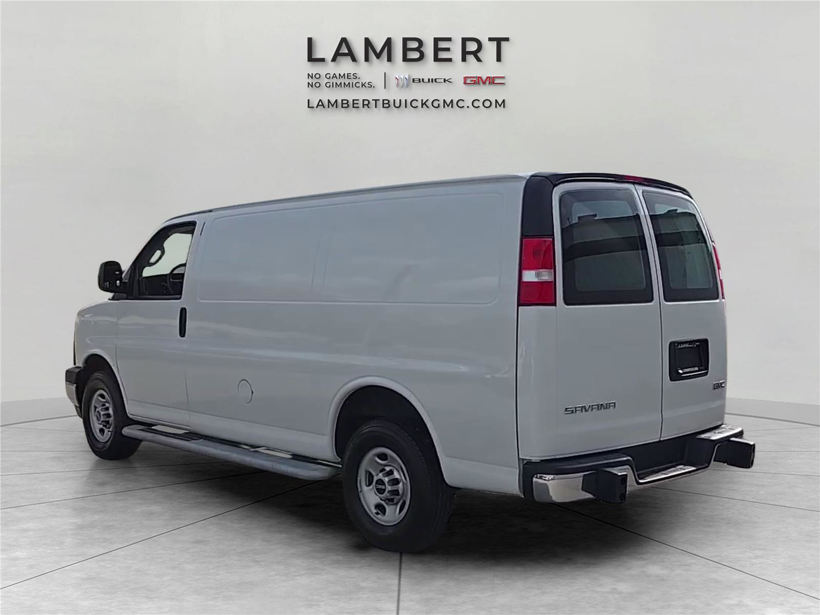 Used 2024 GMC Savana 2500 w/ Driver Convenience Package image 4