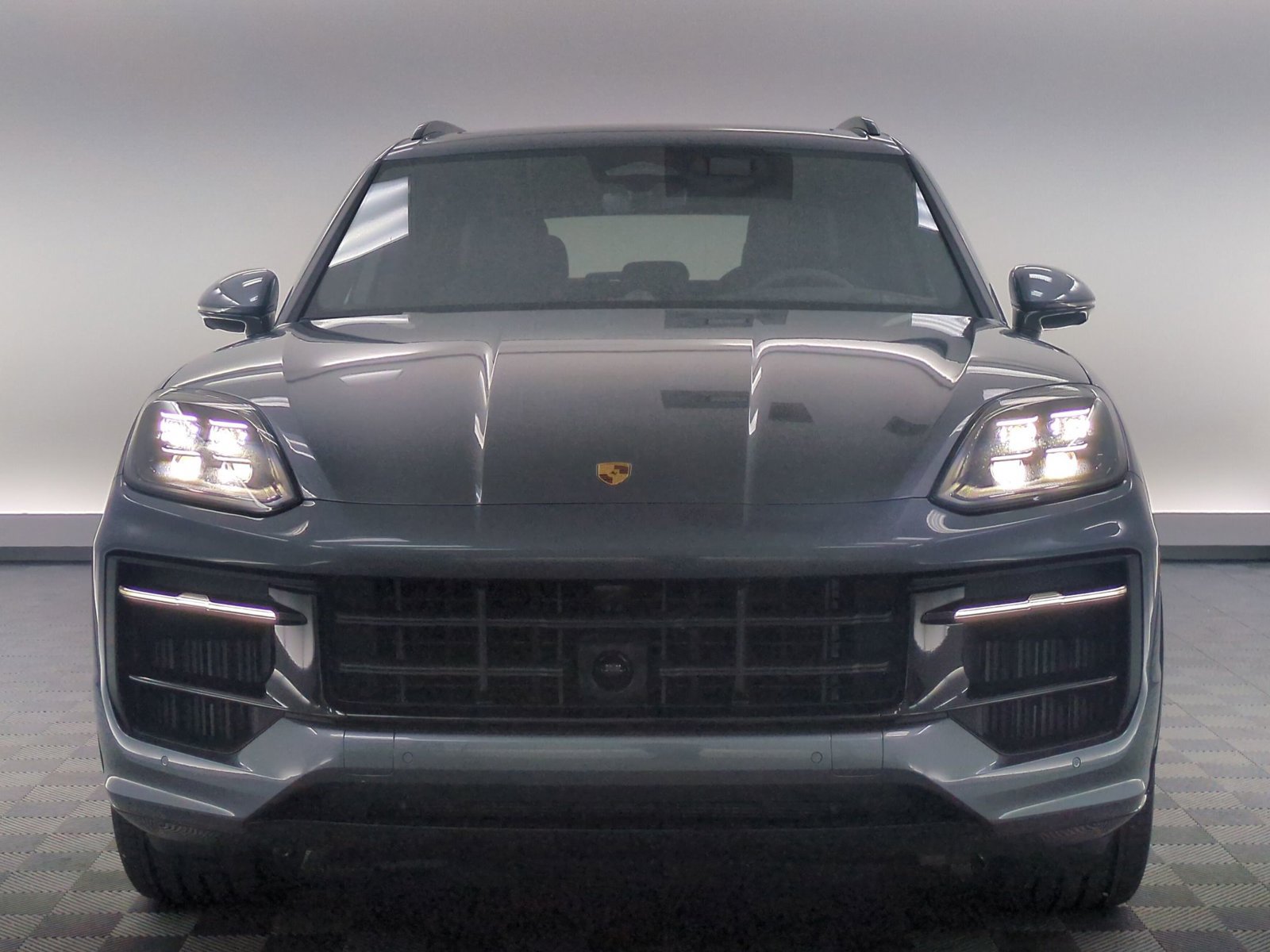 New 2026 Porsche Cayenne GTS AWD/4WD image 7