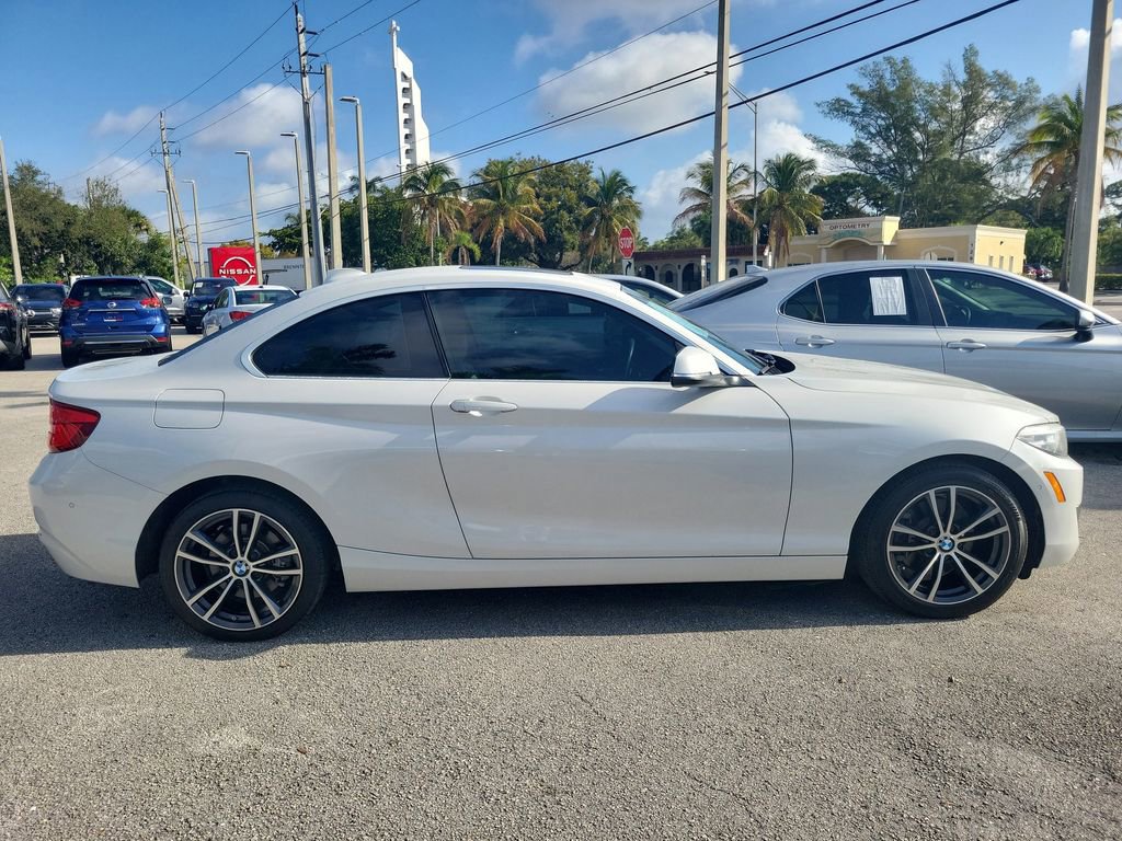 Used 2018 BMW 230i Coupe image 9