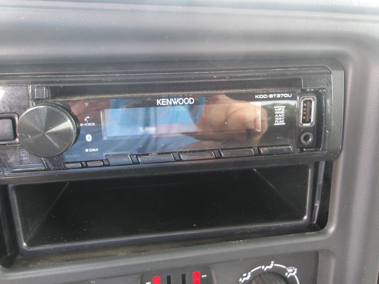 Used 2007 Chevrolet Silverado 1500 W/T RWD image 13