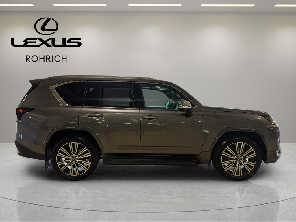 New 2026 Lexus LX 600 4WD w/ Accessory Package (2T) image 5