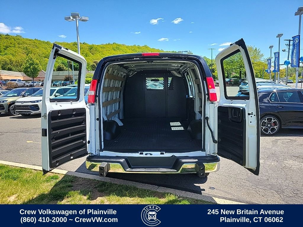 Used 2024 GMC Savana 2500 w/ Driver Convenience Package RWD image 42