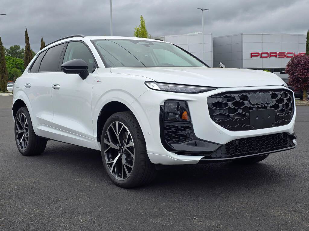 New 2026 Audi Q3 quattro 2.0T AWD/4WD image 7