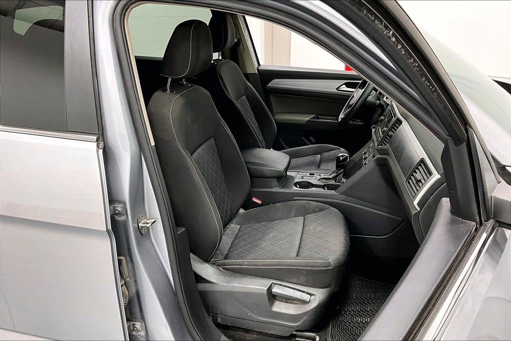 Used 2021 Volkswagen Atlas S w/ MDO Package (Bench Seat) image 10