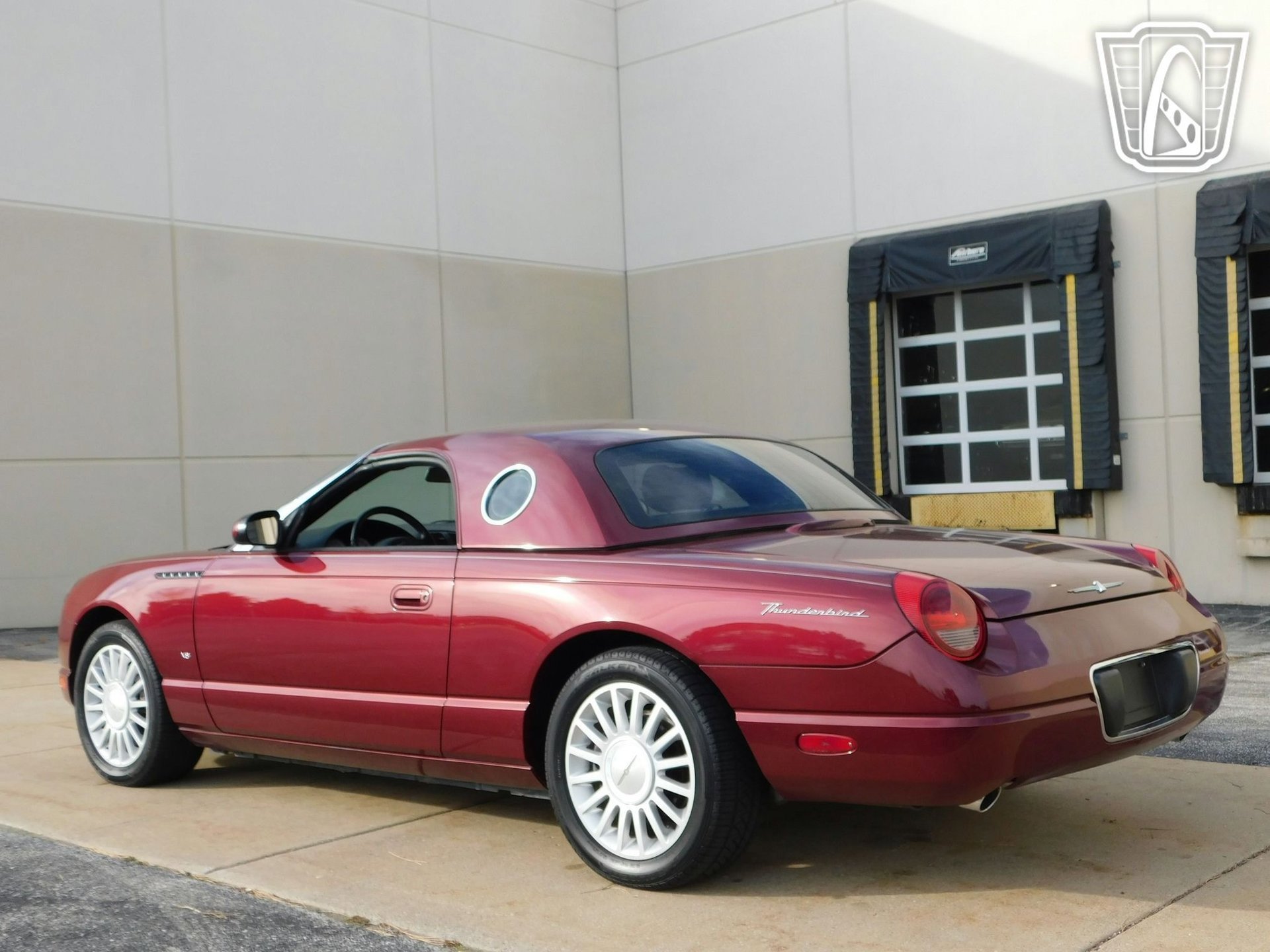 Used 2004 Ford Thunderbird image 16