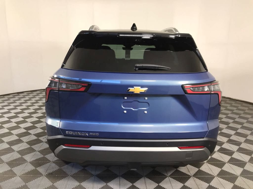 New 2026 Chevrolet Equinox LT w/ Convenience Package II image 13