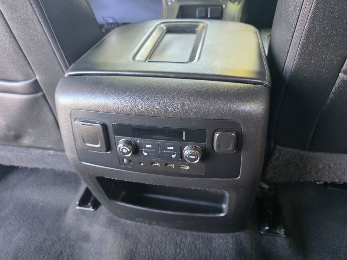 Used 2019 GMC Yukon XL SLT w/ Open Road Package image 36