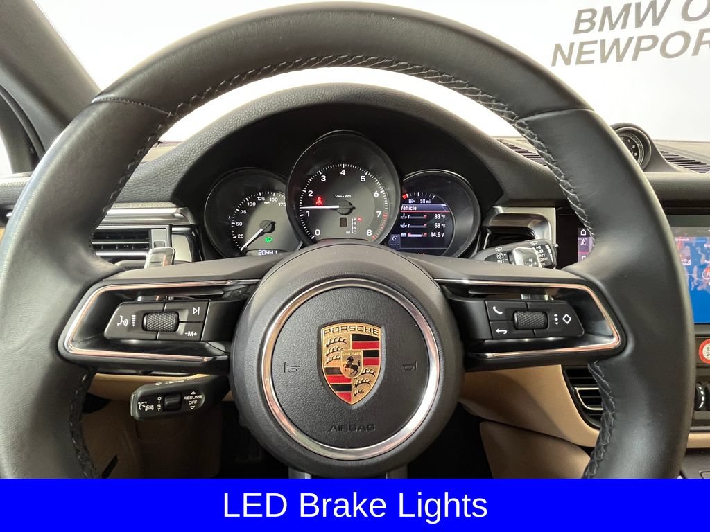 Used 2024 Porsche Macan AWD/4WD image 9