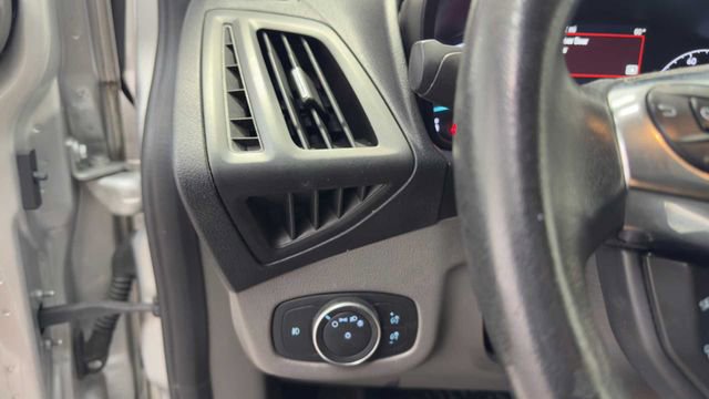 Used 2019 Ford Transit Connect XLT image 32