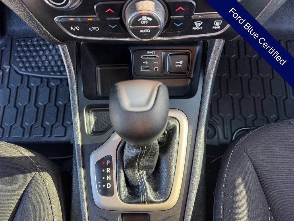 Used 2017 Jeep Cherokee Latitude w/ Comfort/Convenience Group FWD image 25