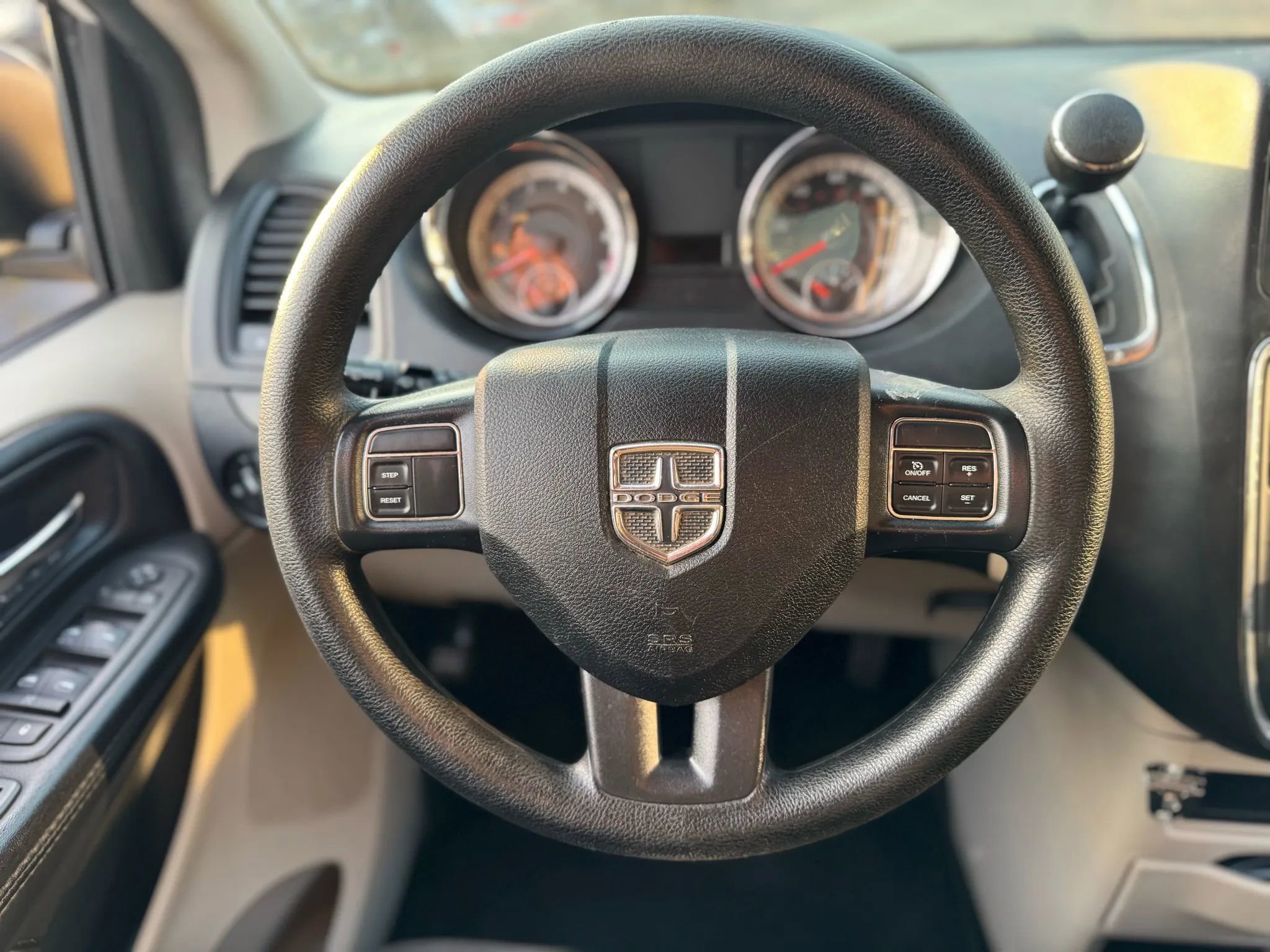 Used 2019 Dodge Grand Caravan SE image 29