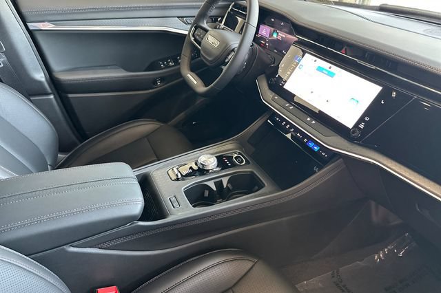 New 2025 Jeep Wagoneer S Limited AWD/4WD image 19