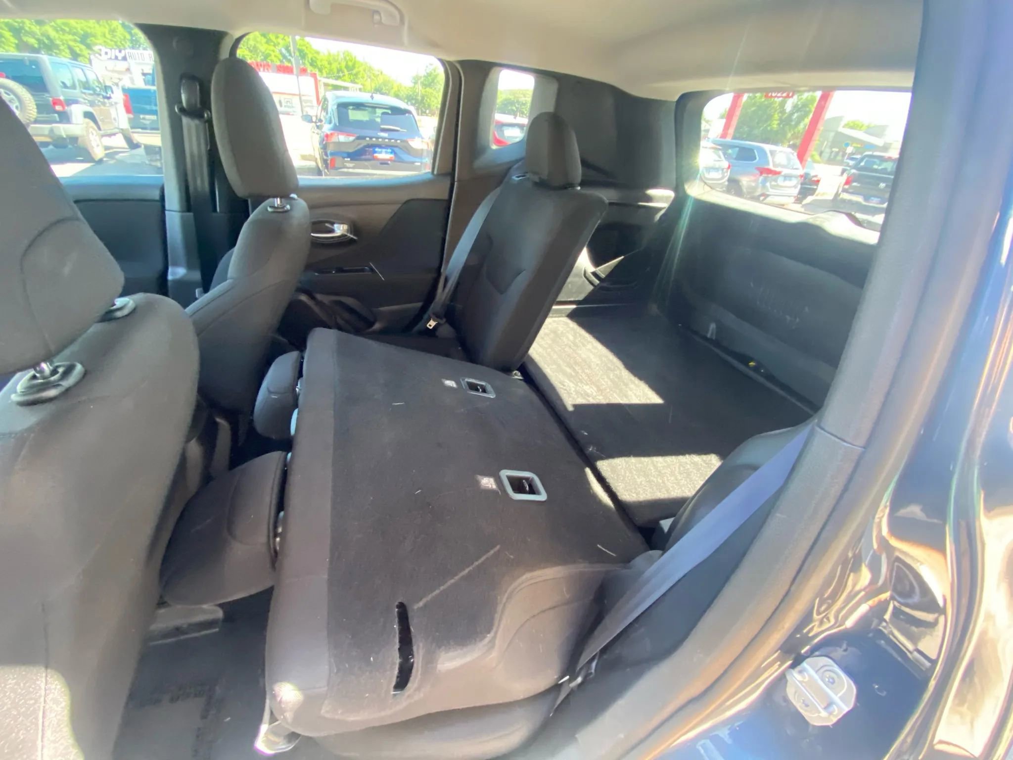 Used 2020 Jeep Renegade Sport image 22