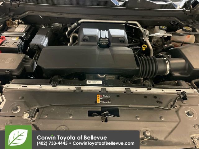 Used 2024 GMC Canyon Denali image 14