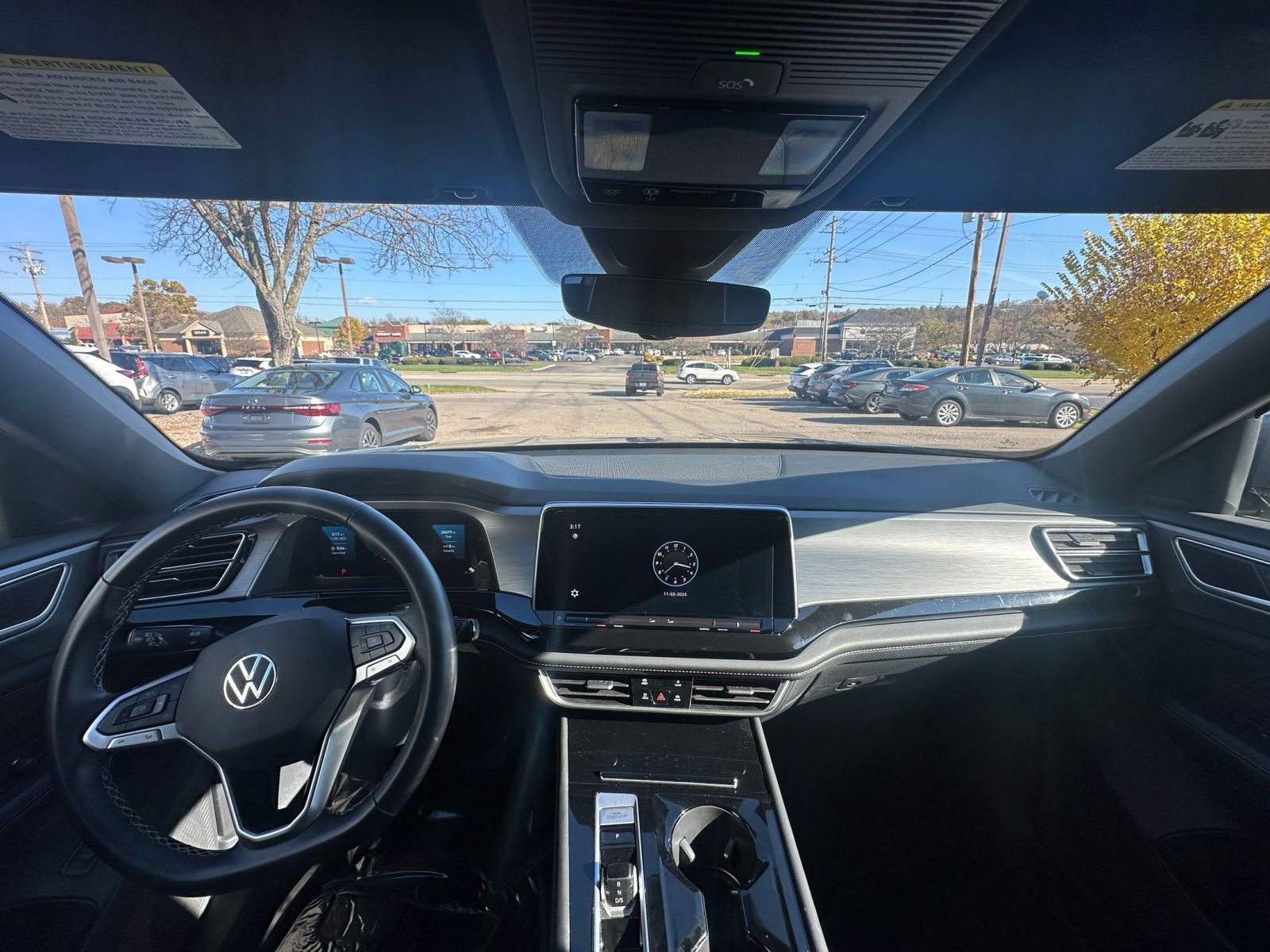 Used 2025 Volkswagen Atlas Cross Sport SE image 33