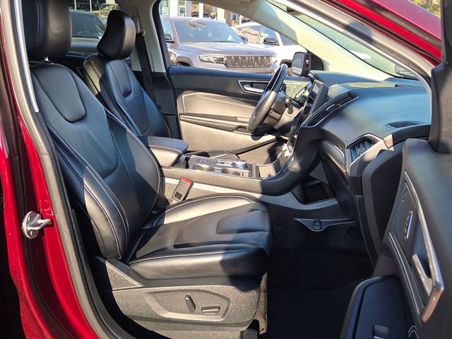 Used 2022 Ford Edge Titanium image 15