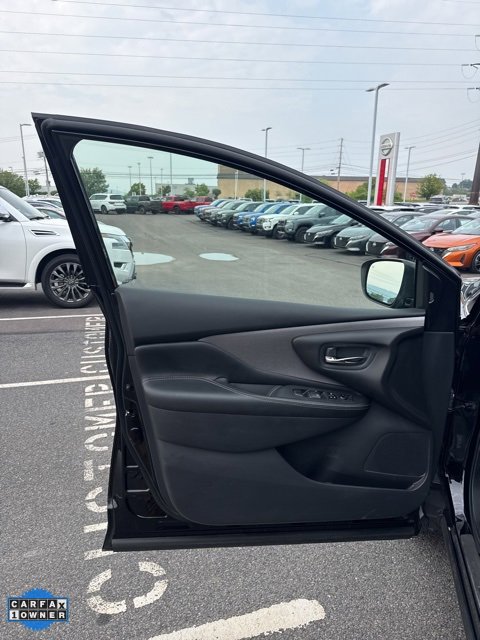 Certified 2024 Nissan Murano SV w/ SV Midnight Edition Package image 10