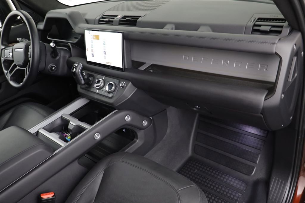 Used 2025 Land Rover Defender 110 Sedona Red Edition image 21