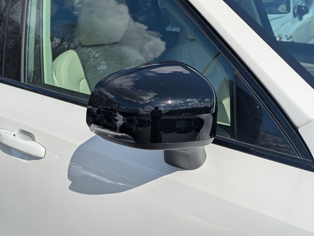 New 2026 Volvo XC90 B6 Ultra w/ Protection Package Premier AWD/4WD image 11